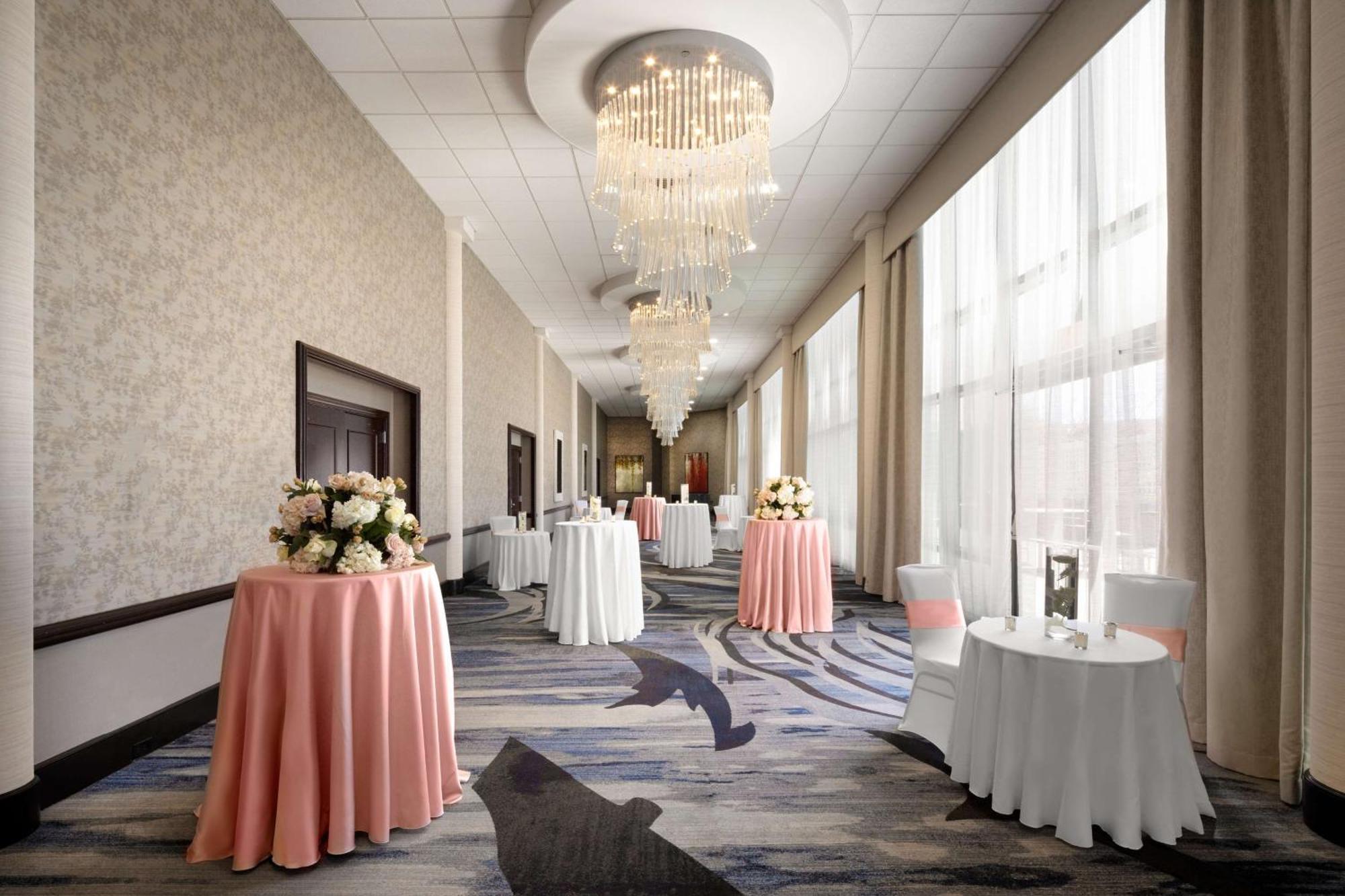מלון מלוויל Hilton Long Island/Huntington מראה חיצוני תמונה
