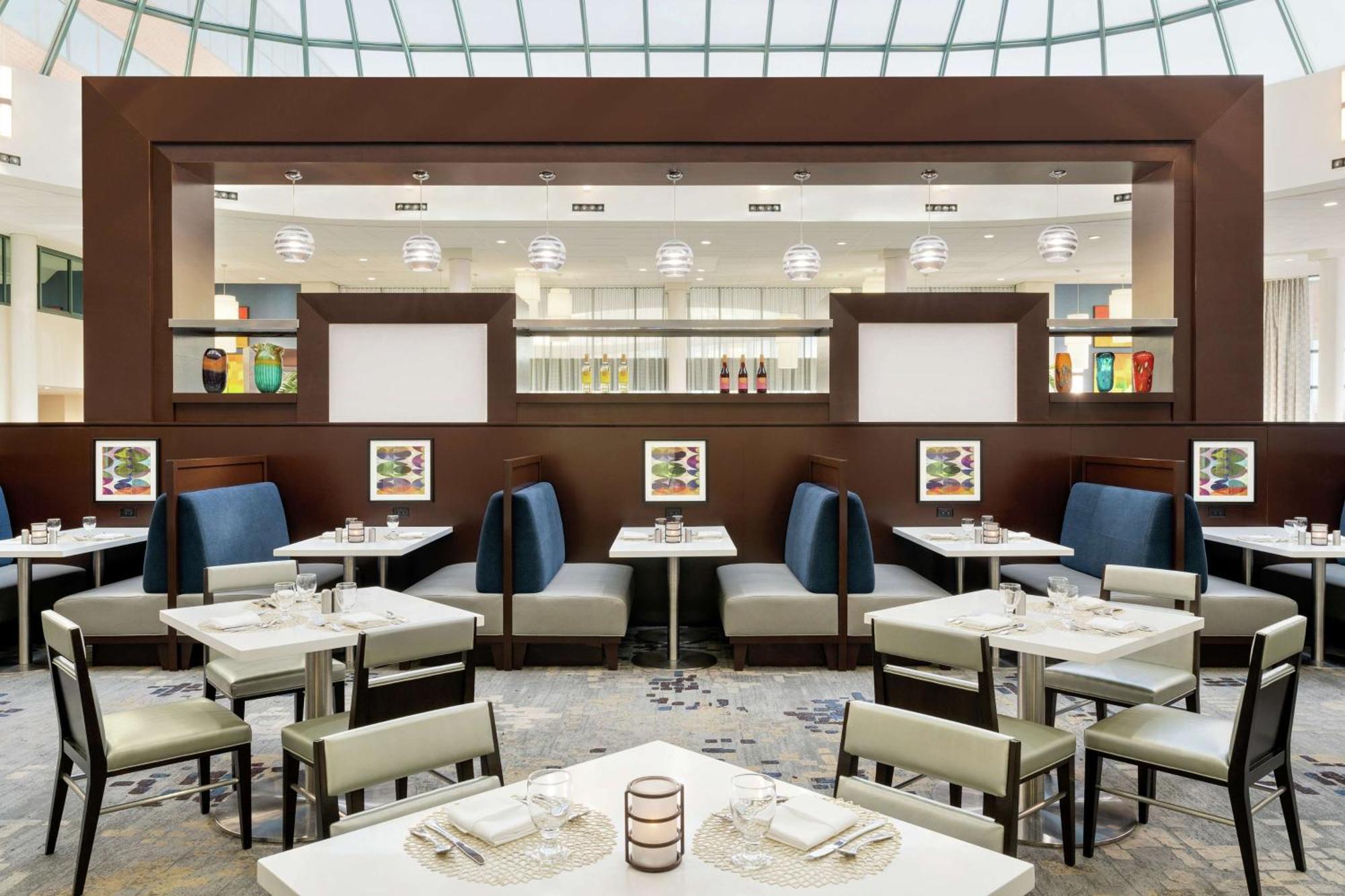 מלון מלוויל Hilton Long Island/Huntington מראה חיצוני תמונה