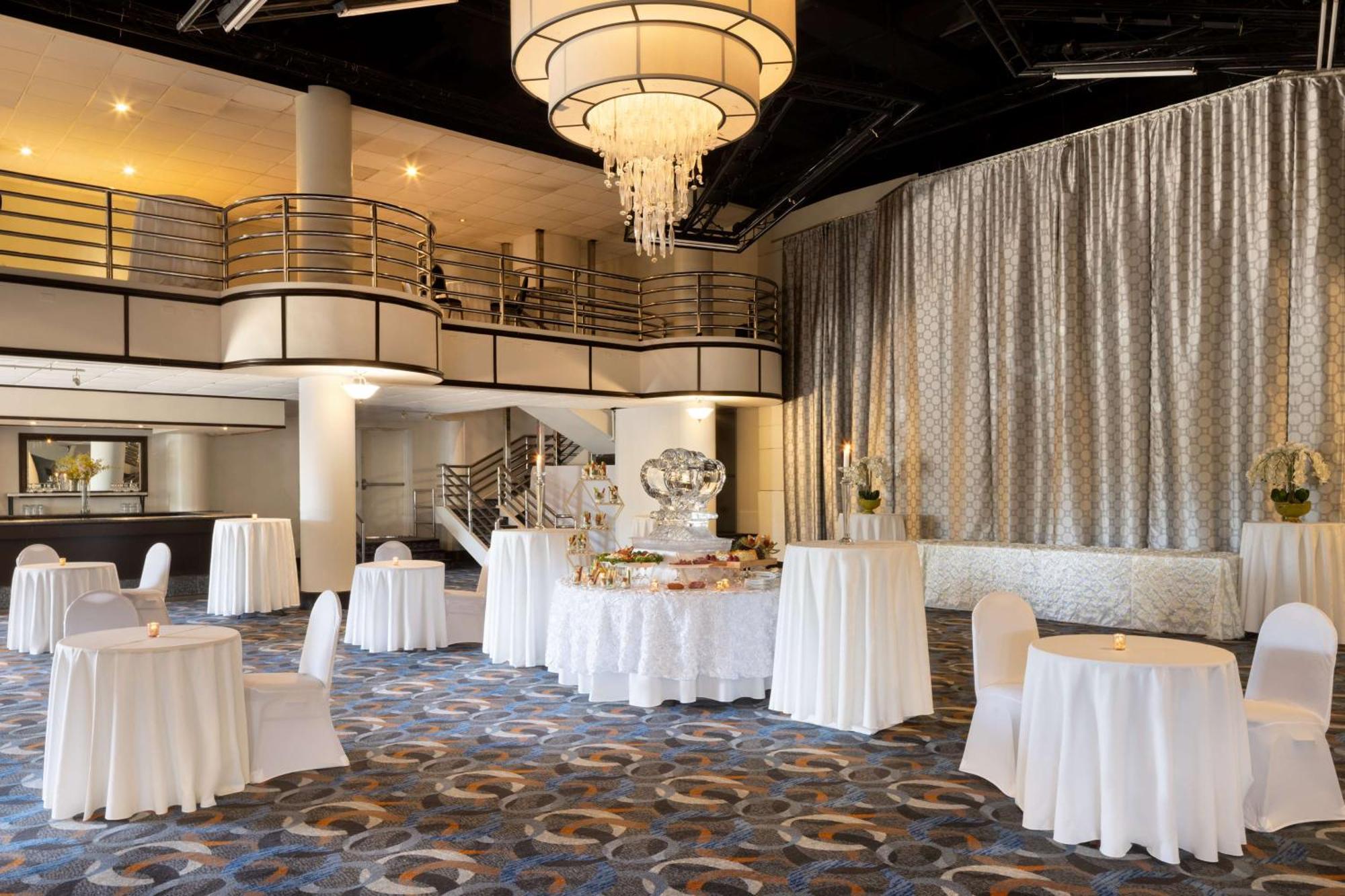 מלון מלוויל Hilton Long Island/Huntington מראה חיצוני תמונה
